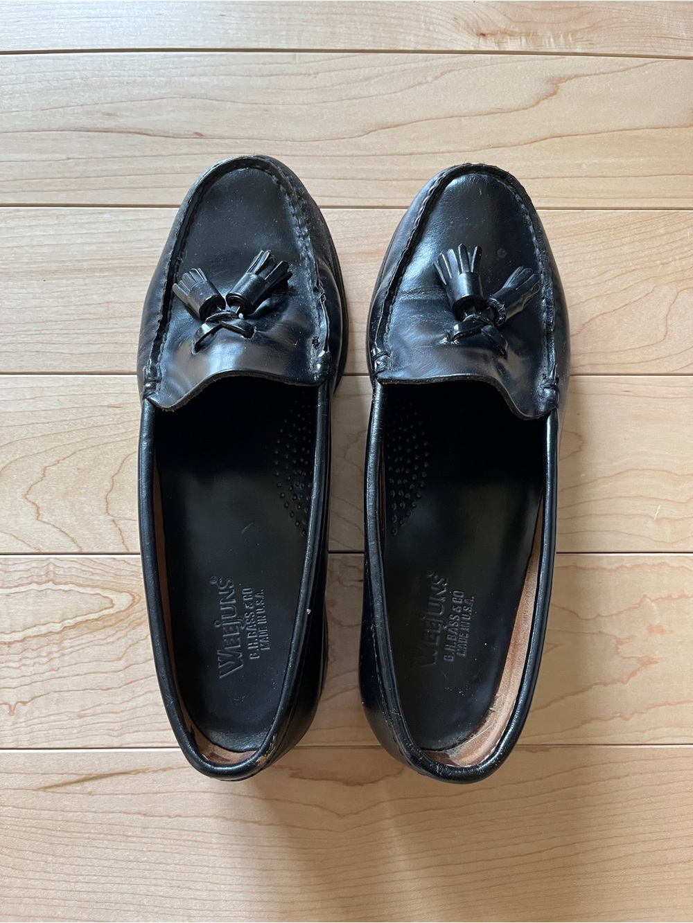 Vintage G.H. Bass Weejuns Women’s Tassel Loafers Black Leather Made in USA
